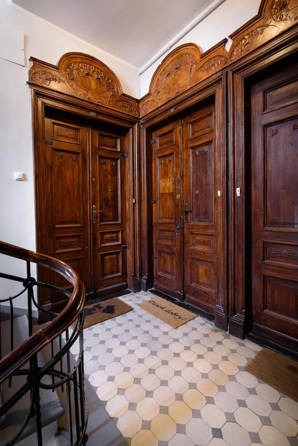 Constitution Square Rooms Varsovia Exterior foto